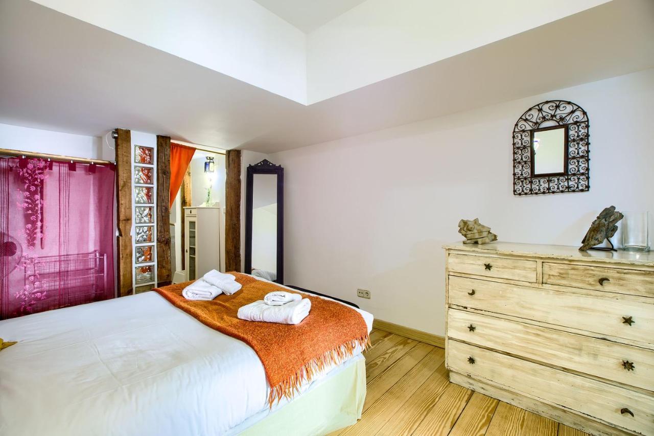 Charming Bohemian Lavapies Apartment Madrid Exterior photo